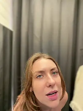 MariiD live XXX chat