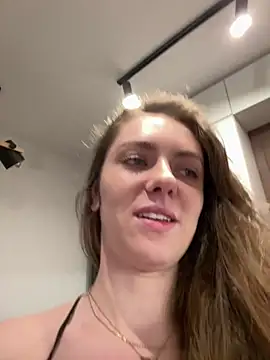 MariiD Show in webcam