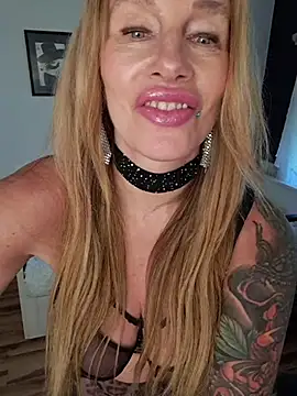 Pokazy przed kamerką – missjenn_x