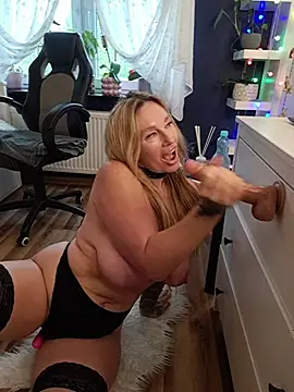 missjenn_x Chat XXX in diretta
