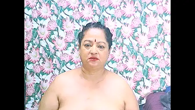 Chat +18 de matureindian ao vivo