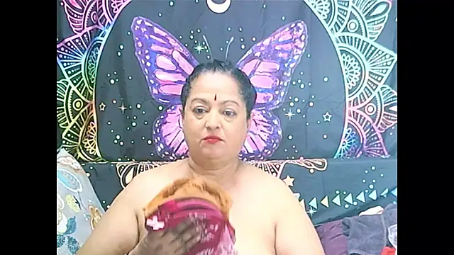 matureindian's Live XXX Chat