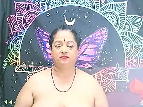 matureindian's Live XXX Chat