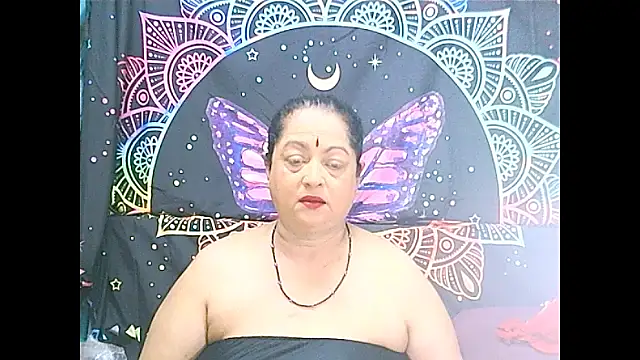matureindian's Live XXX Chat