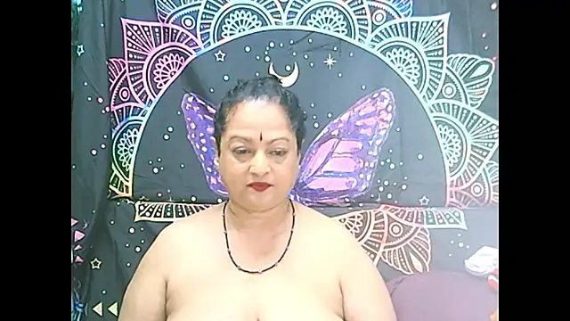 matureindian Adlı Modelin Canlı XXX Sohbeti