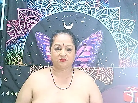 matureindian's Live XXX Chat