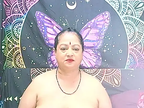 matureindian's Live XXX Chat
