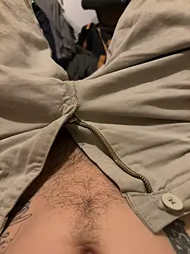 mikeylong webkamerás műsora