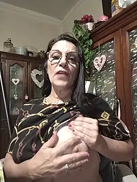 Živý XXX chat Melmamalhuda@xh