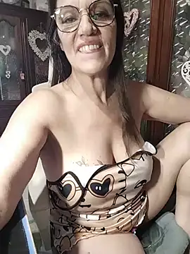 Show de webcam de Melmamalhuda@xh