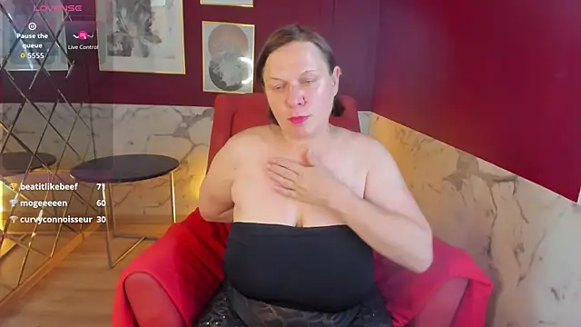 KellyPerfection: вебкам-шоу