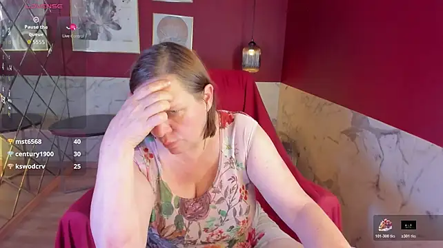 XXX chat uživo modela KellyPerfection