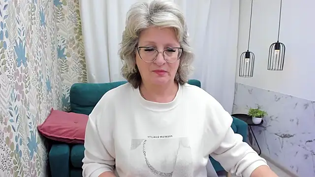 EvelynJoyful – webcam-show