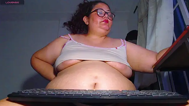 ashelymalefica live XXX chat