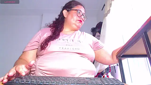 ashelymalefica XXX чат на живо