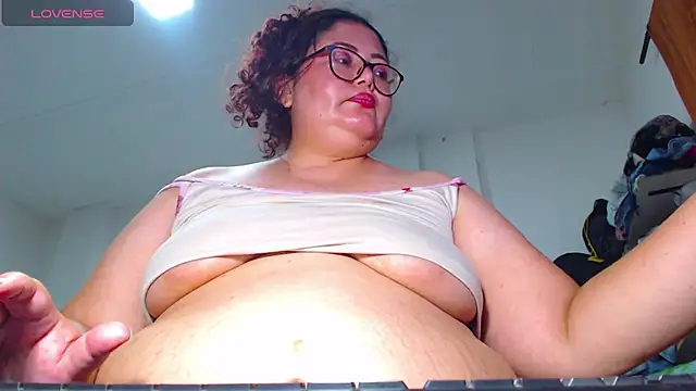 Chat +18 de ashelymalefica ao vivo