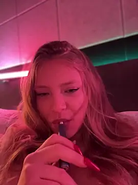 AnastasiaAniess' Webcam Show