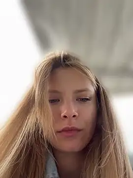 AnastasiaAniess' Webcam Show
