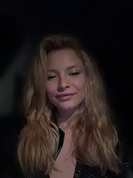 AnastasiaAniess 现场XXX聊天