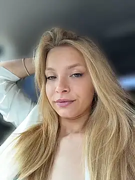 AnastasiaAniess' Live XXX Chat