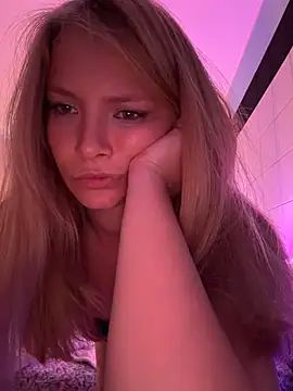 AnastasiaAniess' Live Chat Room