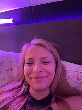 AnastasiaAniess' Live XXX Chat