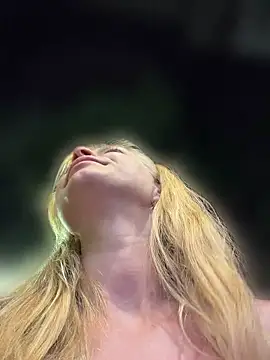 Онлайн чат XXX AnastasiaAniess
