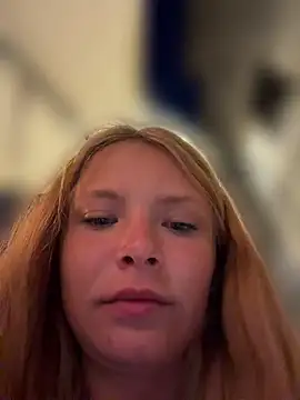 AnastasiaAniess Adlı Modelin Canlı Sohbet Odası