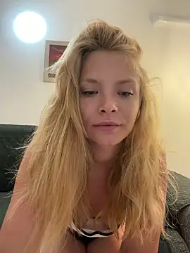 AnastasiaAniess Chat XXX in diretta