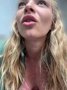 AnastasiaAniess Adlı Modelin Canlı XXX Sohbeti