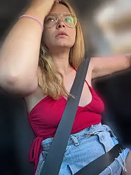 AnastasiaAniess 网络视讯表演