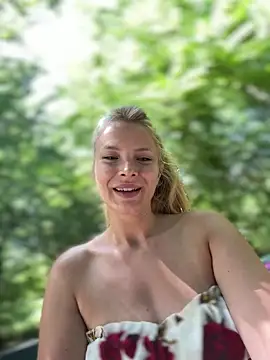 AnastasiaAniess' Live XXX Chat