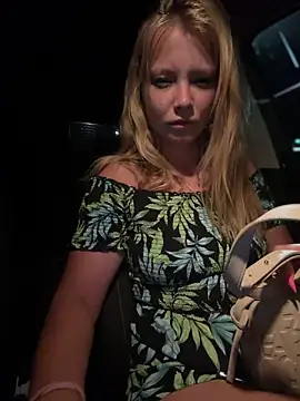 Chat +18 de AnastasiaAniess ao vivo