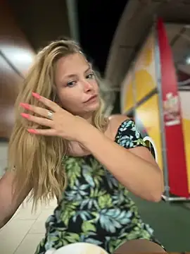 Chat +18 de AnastasiaAniess ao vivo