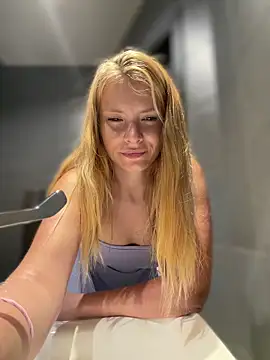 AnastasiaAniess 网络视讯表演