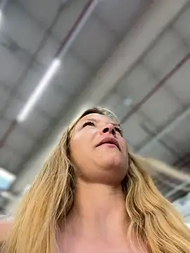 AnastasiaAniess Pertunjukan Webcam