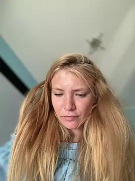 AnastasiaAniess Chat XXX in diretta