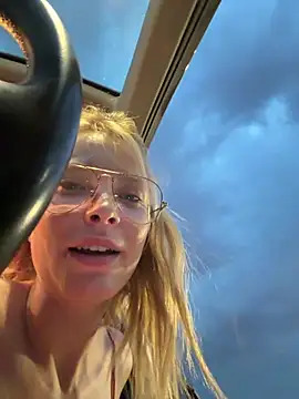AnastasiaAniess XXX чат на живо