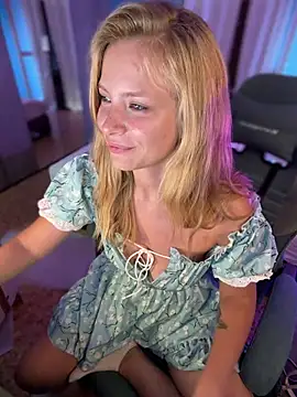AnastasiaAniess' Live XXX Chat