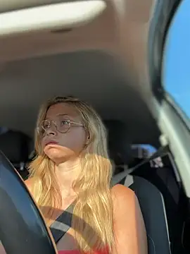 AnastasiaAniess 网络视讯表演