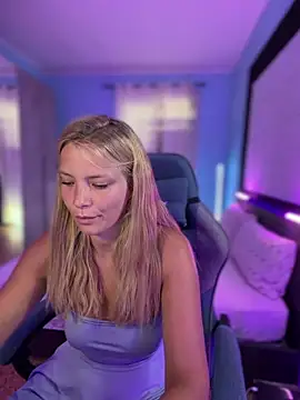 צ'אט XXX בשידור חי של AnastasiaAniess