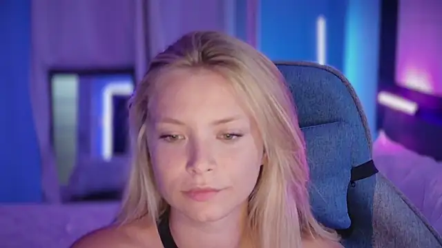 Chat +18 de AnastasiaAniess ao vivo