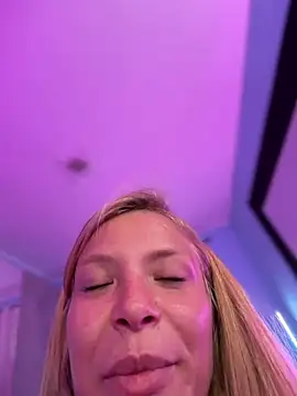 AnastasiaAniess Live chatroom