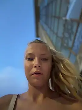 Chat +18 de AnastasiaAniess ao vivo