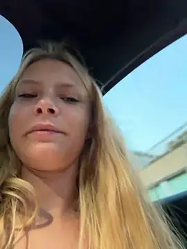 AnastasiaAniess' Live XXX Chat