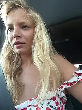 AnastasiaAniess' Live XXX Chat