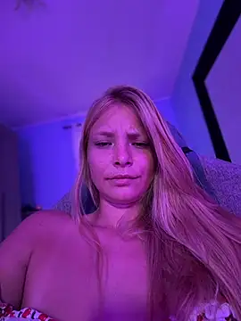 AnastasiaAniess Chat XXX in diretta