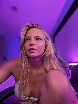 AnastasiaAniess Adlı Modelin Canlı XXX Sohbeti