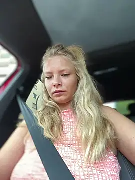 AnastasiaAniess Chat XXX in diretta