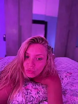 AnastasiaAniess' Webcam Show